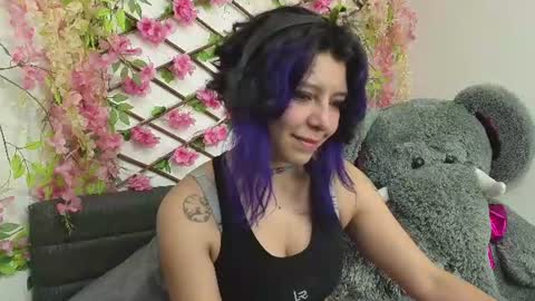 aria_silk online show from August 1, 11:11 pm