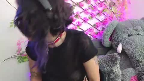 aria_silk online show from August 6, 11:04 pm