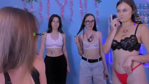 aria_wild_ online show from August 7, 1:16 am