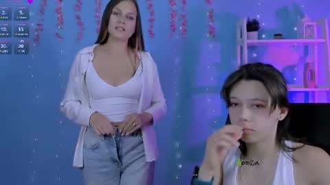 aria_wild_ online show from August 14, 8:12 pm
