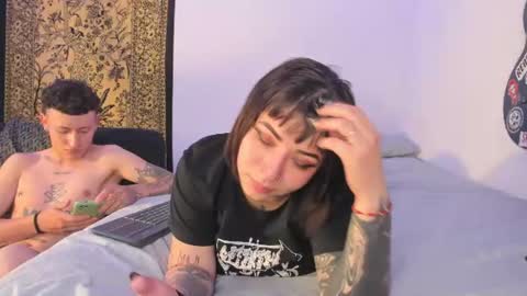 Aria and Orien online show from July 8, 9:52 pm
