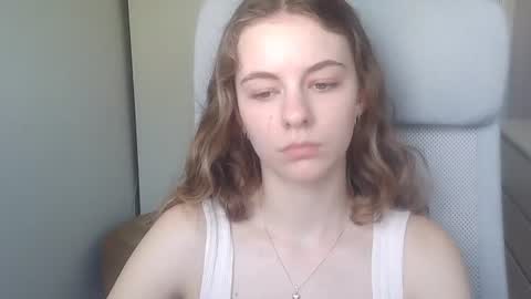 AriaCreazy online show from August 6, 2:27 pm