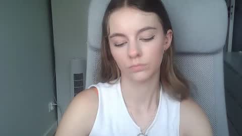 AriaCreazy online show from August 10, 4:30 pm