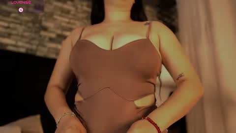-  -. .- Ariadna -. .-  - online show from August 4, 12:57 pm