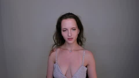 Ariadna online show from August 5, 7:45 pm