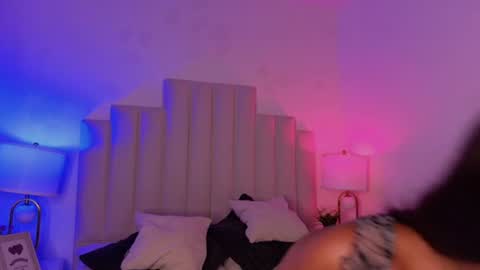 ariadnacolby online show from July 17, 2:33 am