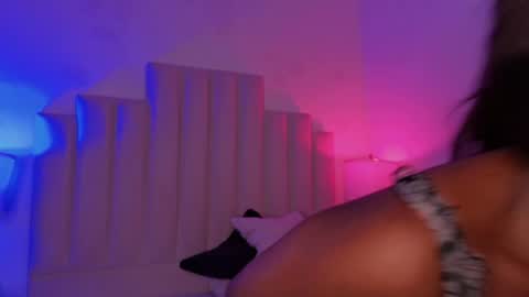 ariadnacolby online show from July 17, 5:51 am