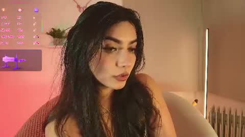   online show from August 15, 1:53 am