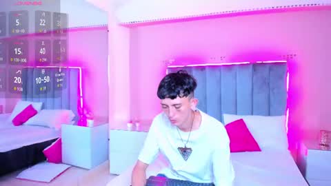 ariana_cri_x online show from August 3, 5:09 pm