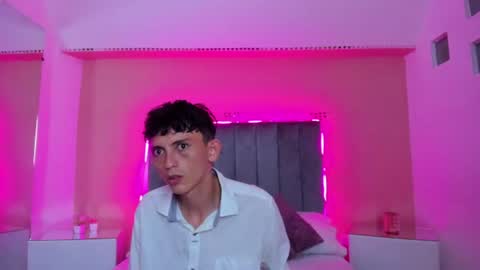 ariana_cri_x online show from August 13, 2:20 pm