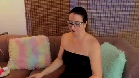 Ariana Cruz online show from August 6, 1:54 pm