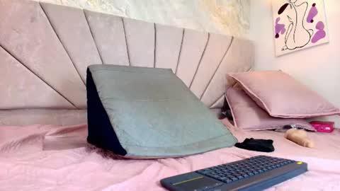 Sofia online show from August 11, 10:23 pm