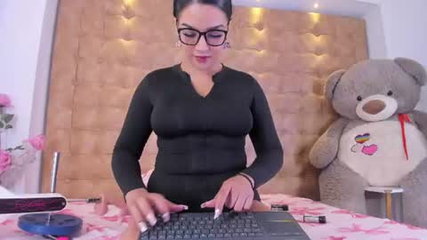  ARIANA MORELLY online show from August 1, 12:22 pm