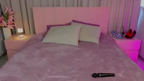 Ariana online show from August 17, 2:27 am
