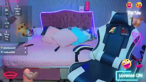 ariana_skinny20_ online show from August 12, 5:26 pm