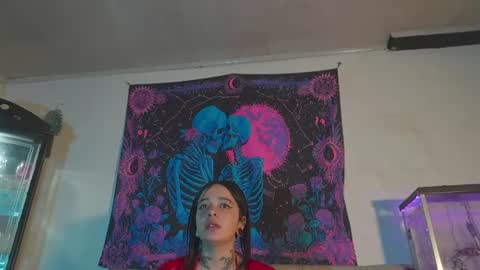 ariana_whitee online show from August 7, 11:54 am