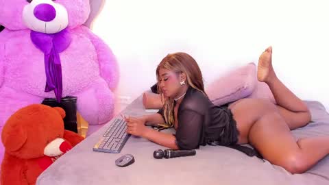 ArianaaBlack  online show from August 14, 5:05 pm