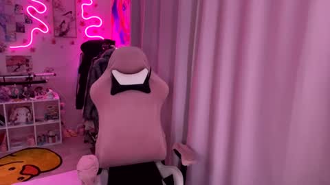 Ariana online show from July 6, 9:51 pm