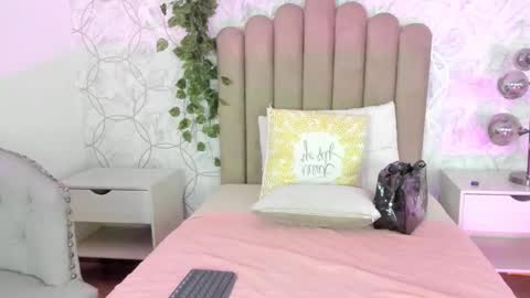 arianna cox online show from February 18, 4:15 pm