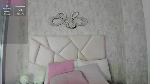 arianna cox online show from February 19, 9:56 pm