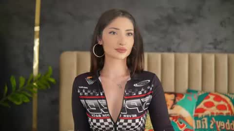 arianna_moonx online show from July 28, 1:28 pm
