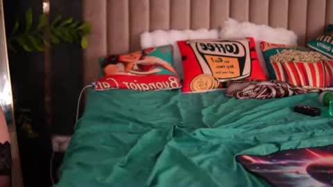 arianna_moonx online show from August 8, 1:22 pm