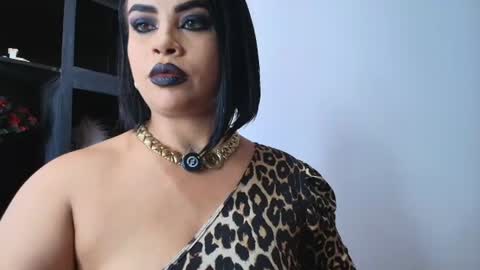 ariannasmyth online show from August 9, 3:24 pm