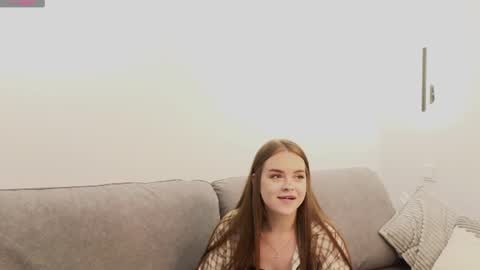 ari online show from August 10, 7:37 pm