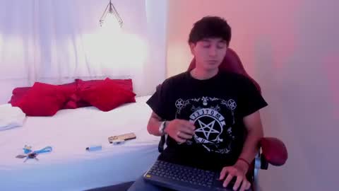 Ari and Aiden online show from June 22, 12:17 pm