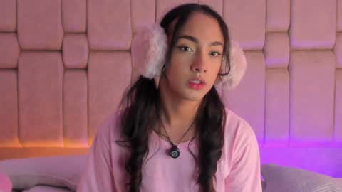 Welcome to Ari room online show from August 3, 1:56 am