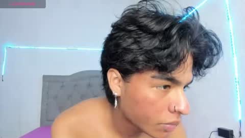 ariel_adan online show from June 20, 7:14 pm