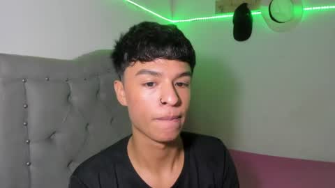 ariel_adan online show from September 6, 8:48 pm