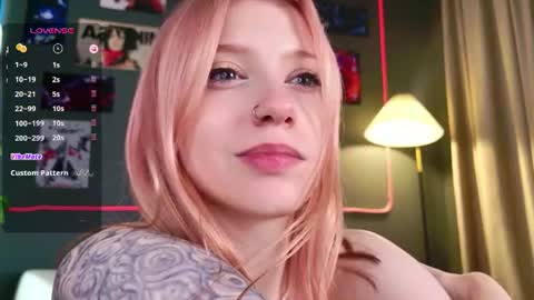 Ariel online show from July 31, 5:07 pm