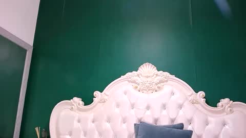 Ariel online show from August 2, 10:06 pm