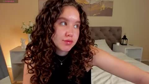 Ariella online show from August 7, 1:05 am