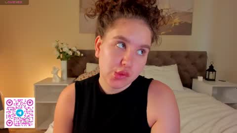 Ariella online show from August 10, 7:43 am