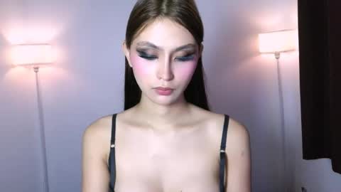 MIRA GREYSON online show from August 2, 6:20 am