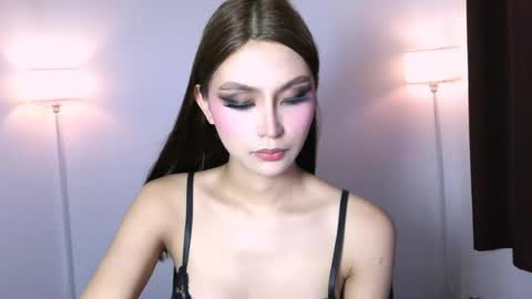 MIRA GREYSON online show from August 3, 5:36 am