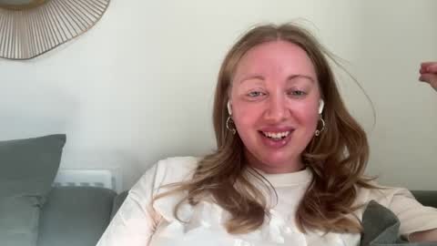 arielsweetie online show from September 6, 9:26 am