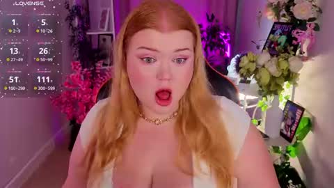 Adele online show from August 9, 11:00 am