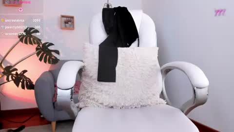 Ari  online show from August 14, 12:14 am
