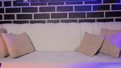 arisunshine77 online show from August 2, 11:44 pm