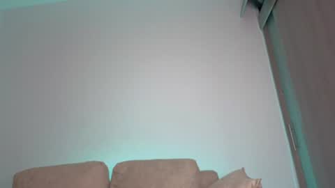 ANDRES Independent model online show from June 14, 10:07 pm