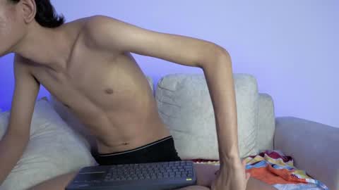 ANDRES Independent model online show from June 16, 10:30 pm