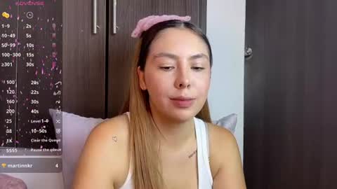 arkana_sweet online show from August 14, 1:53 am