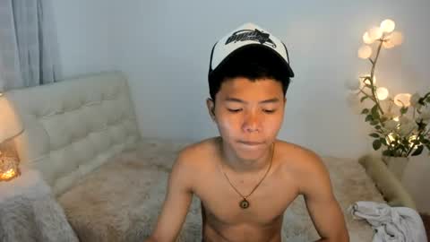 arkin_foster online show from July 28, 9:21 pm
