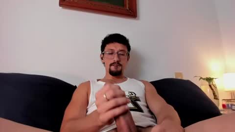 Arley Moren online show from August 7, 5:24 pm