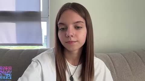 Lisa online show from August 7, 3:23 pm
