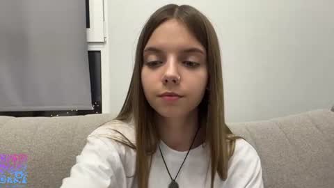 Lisa online show from August 7, 8:53 pm