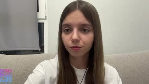 Lisa online show from August 9, 6:42 pm